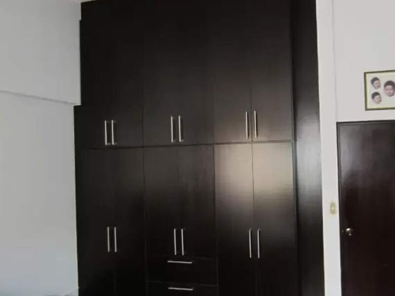 Closet acabado en negro San Salvador