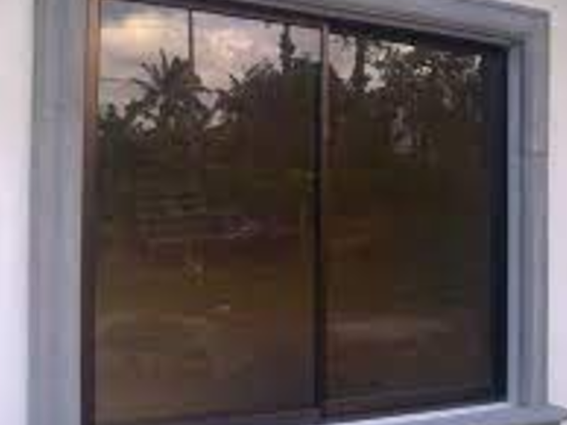 VENTANA BRONCE LISO San Salvador