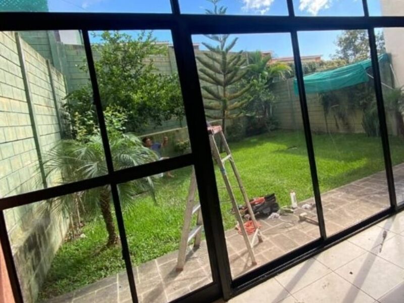 Fachada de cristal templado en Alabama