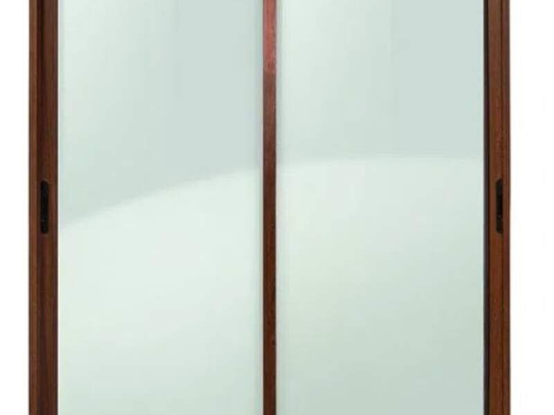 Puerta imitación madera en Santa Cruz 