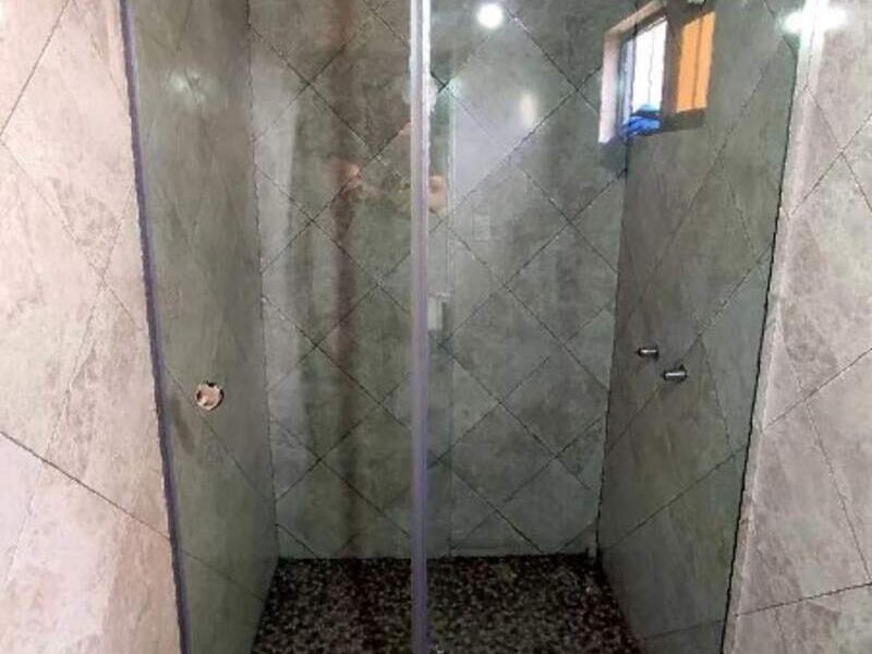 Puerta vidrio templado en Alabama