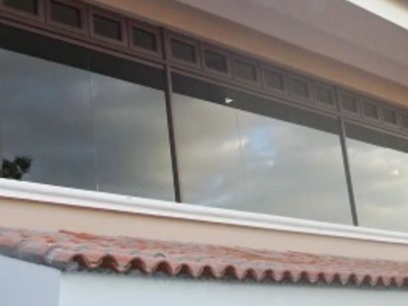 Ventanas fijas en San Salvador