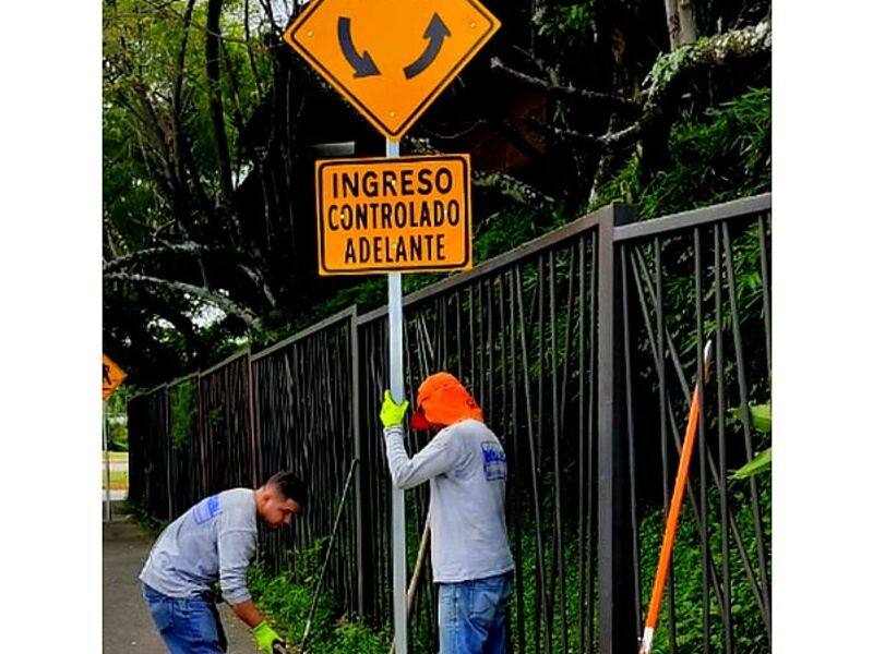 Señal vial 1 El Salvador