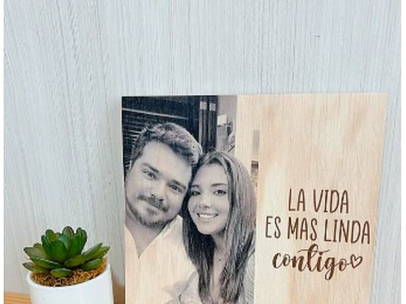 Dedicatoria madera El Salvador